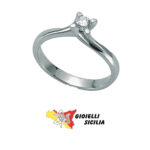 Yukiko - Anello in oro e diamanti